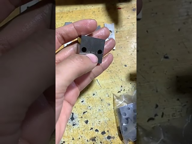 鬆散端子｜銅端子冷壓連接器刀片｜Y型端子壓接刀具｜自動壓接應用