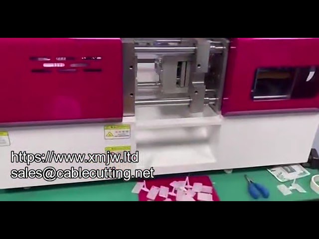 桌上型電動迷你塑膠射出成型機｜微型小產品製造神器
